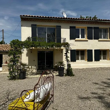 Maison De L'aube Holiday home Villes-sur-Auzon
